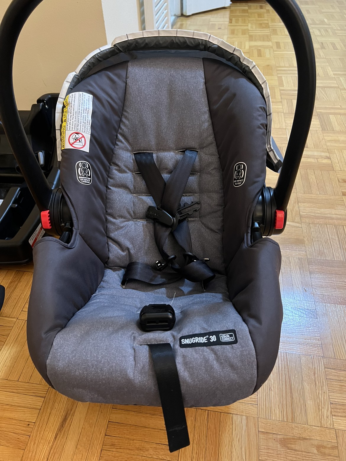 Graco infant carseat