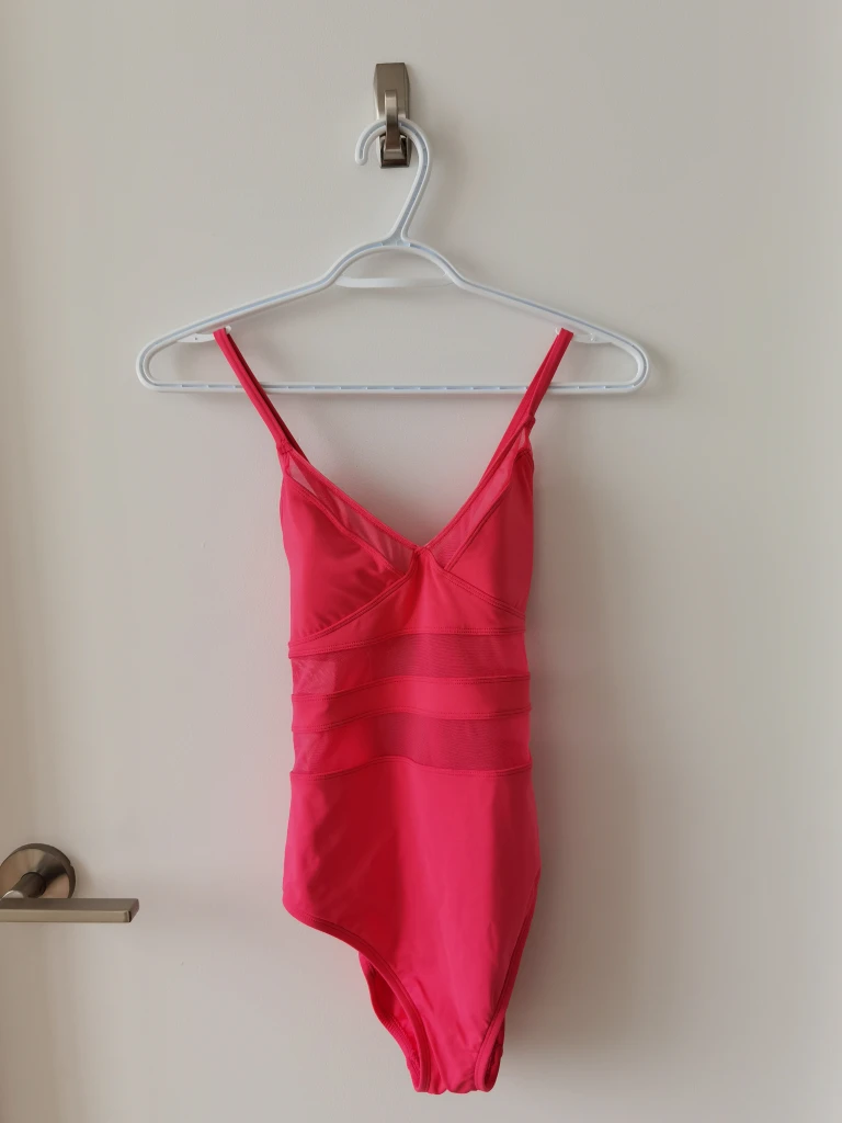 Mesh mixed swim suit, brand new, size 6 thumbnail
