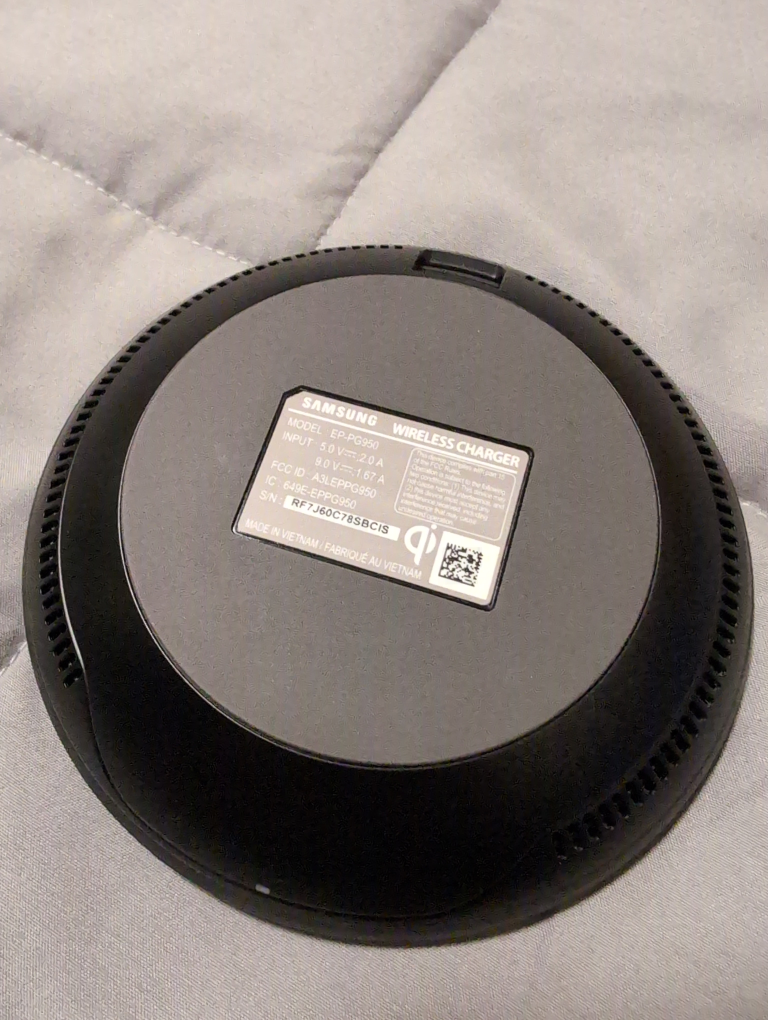 Samsung Wireless Fast Charger - photo 3