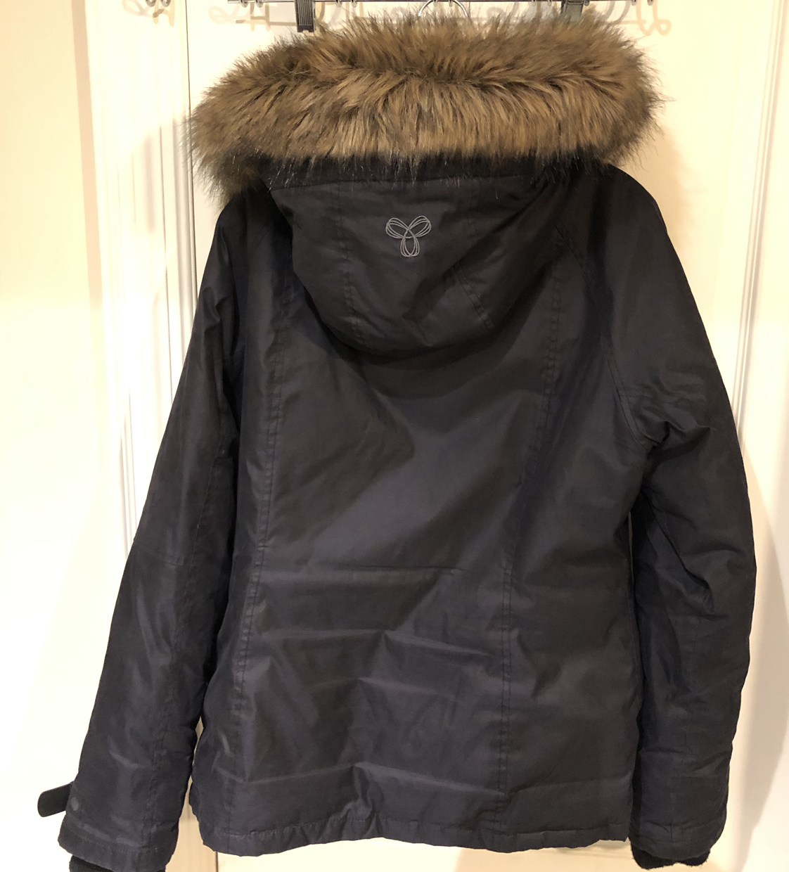 Women’s Size L TNA Summit Parka - photo 5