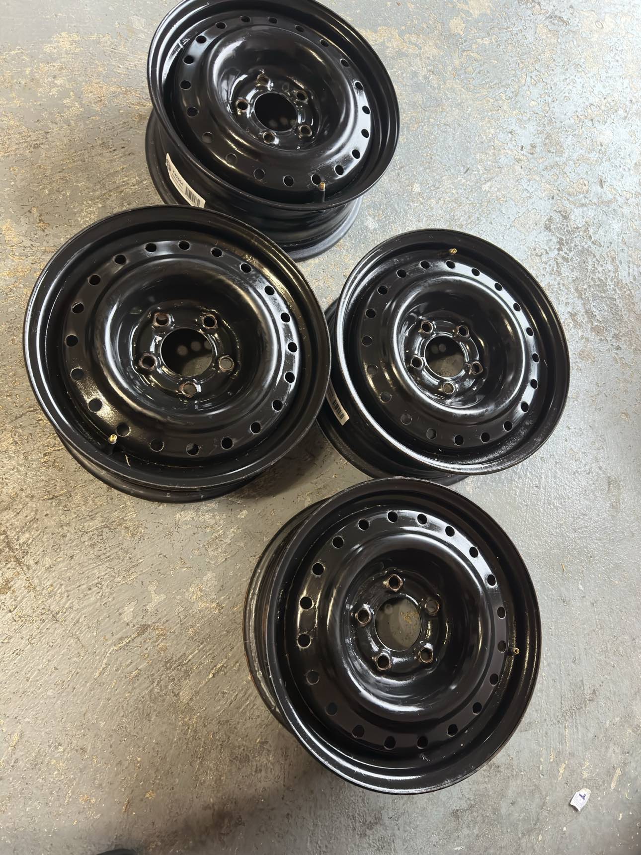 Steel rims 15 in - photo 2