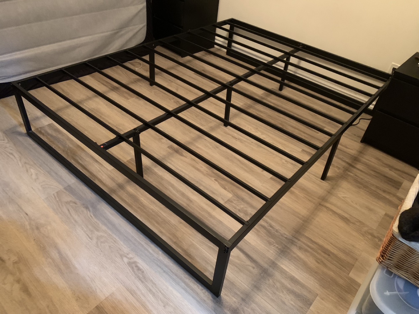 Queen Metal Platform Bed Frame