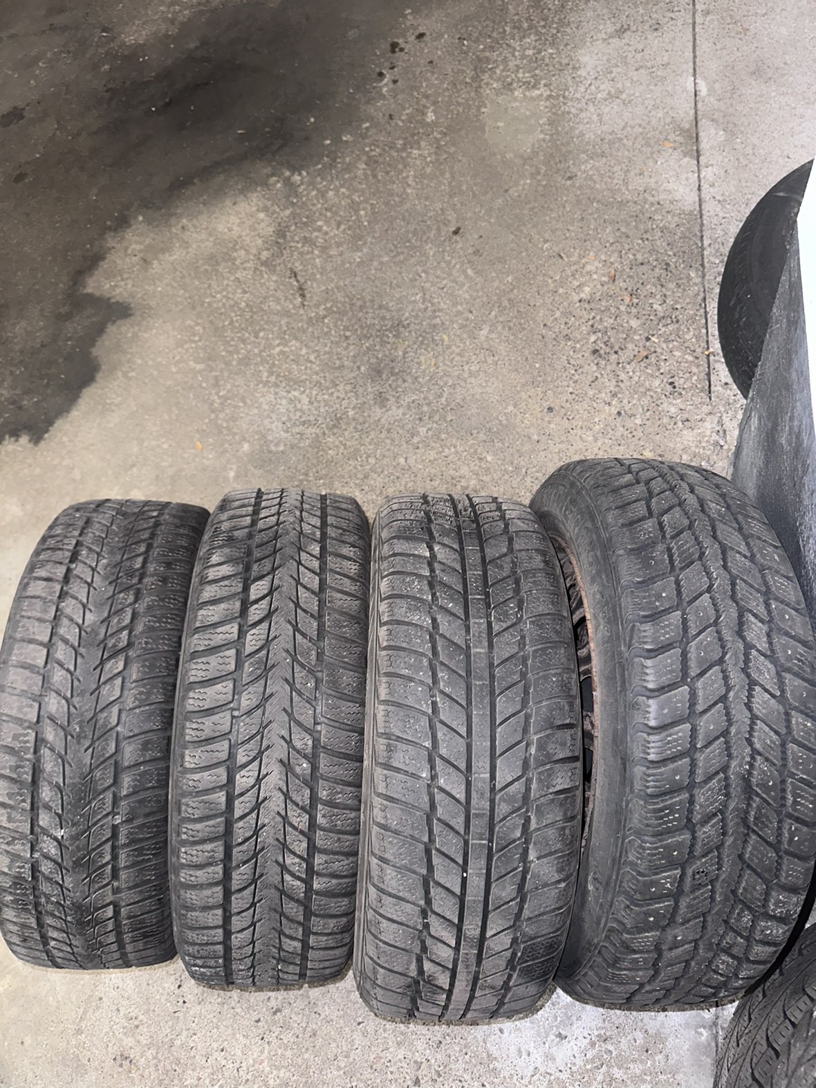 Winter tires with rims. 195/60R15