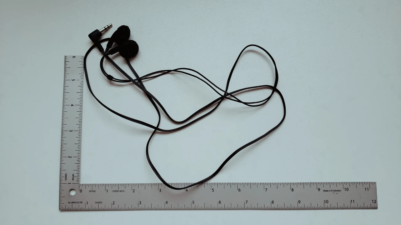 🎁 Earphones thumbnail
