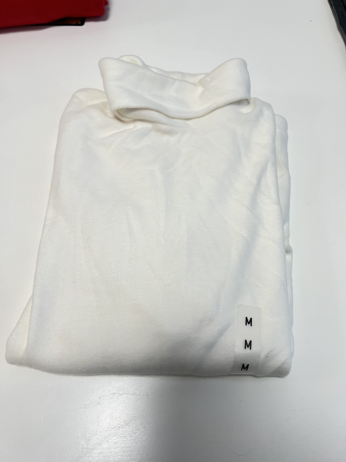 UNIQLO HEATTECH FLEECE TURTLENECK LONG SLEEVE T-SHIRT image indicator(2)