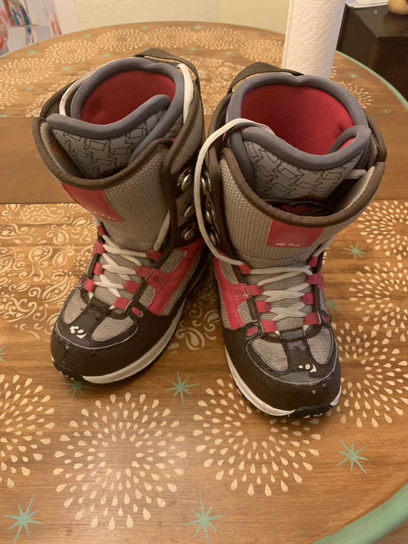 Snow shoe size 9 US thumbnail