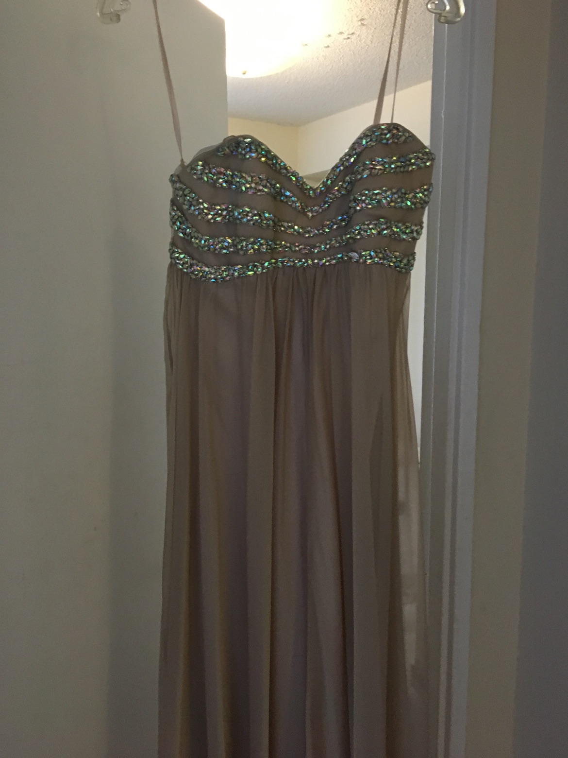 A beautiful Dressy Gown for any special occasion! - photo 2