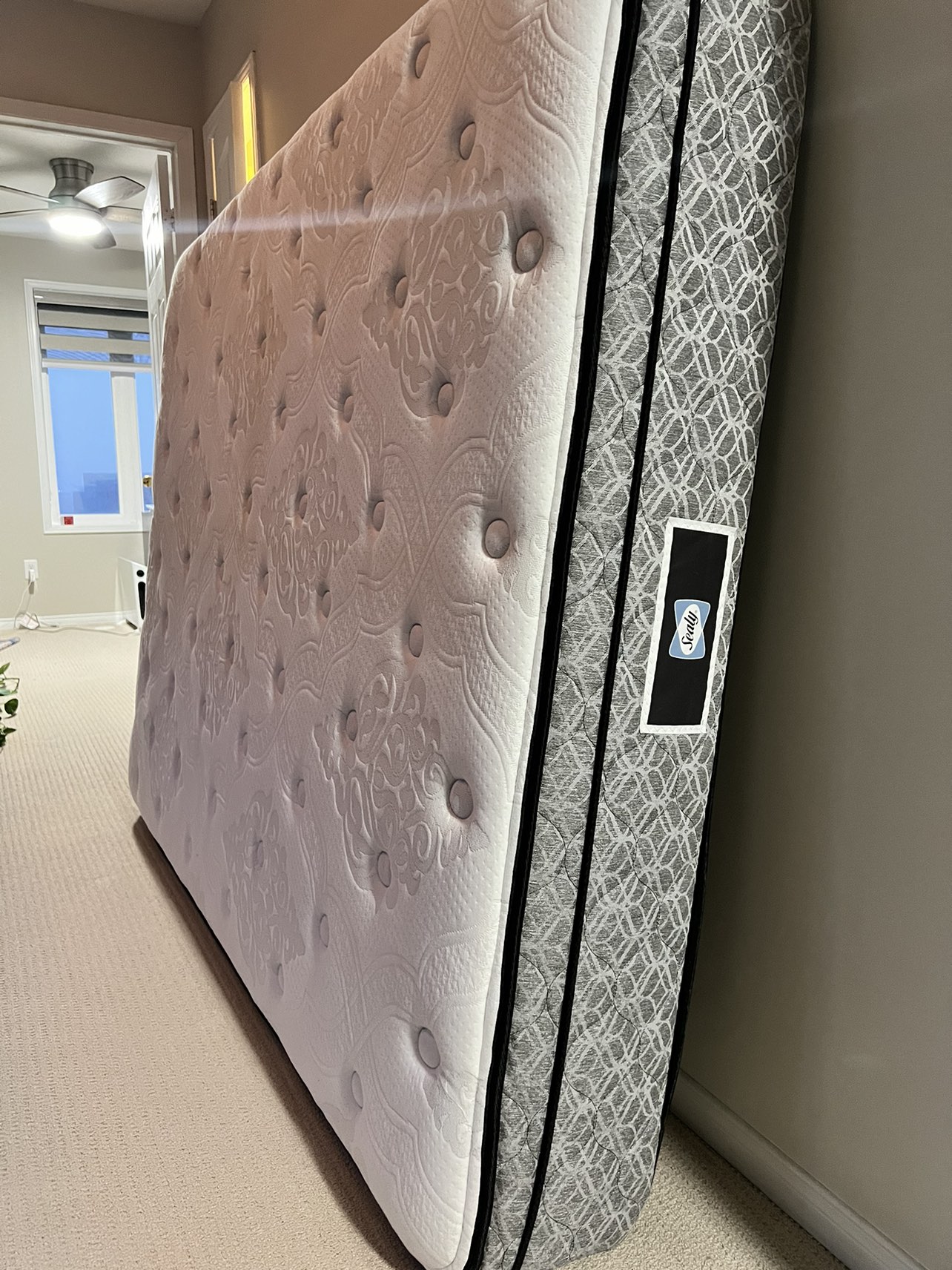 Queen Mattress-slightly used - photo 5