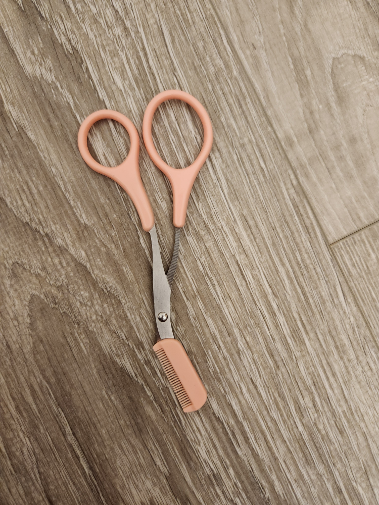 Eyebrow scissor#freecycle - photo 2