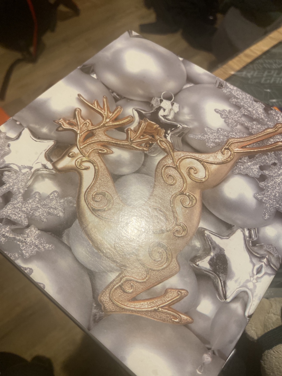 #freecycle Small Christmas box