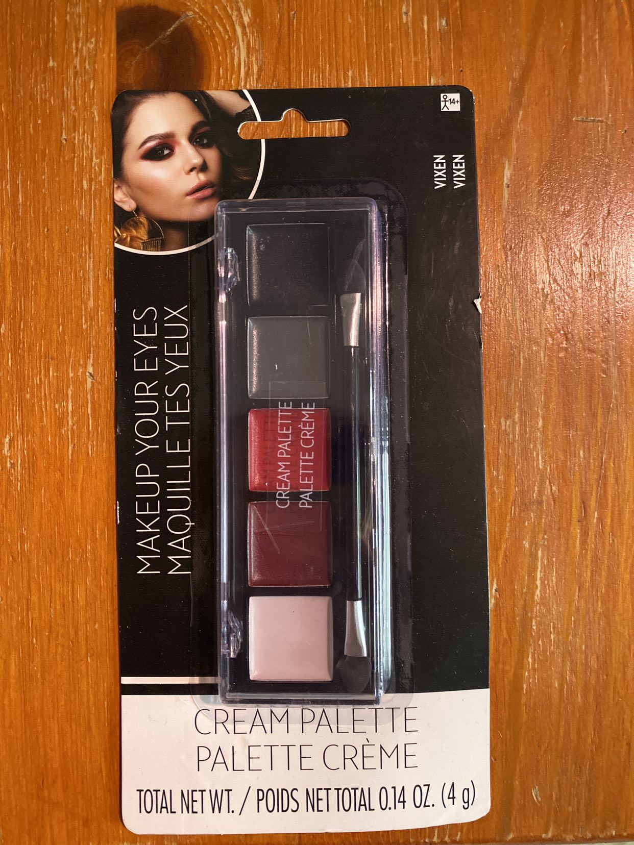 Makeup your eyes