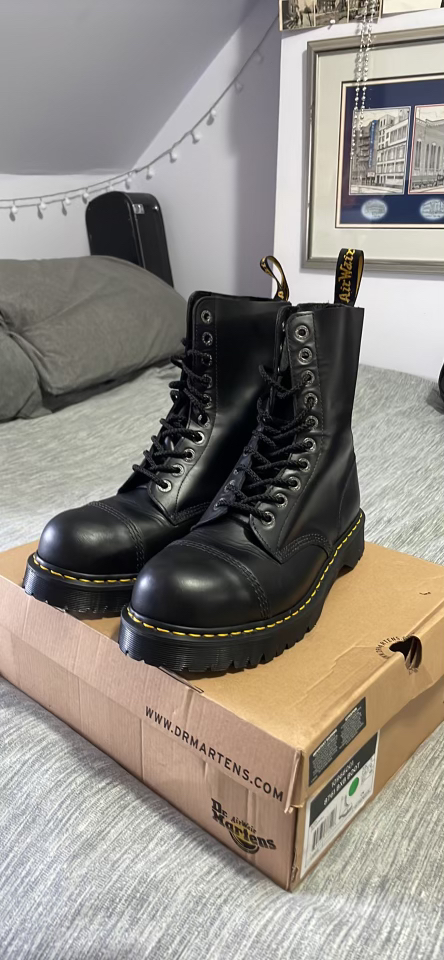 Dr Martens Mens Size 12 thumbnail