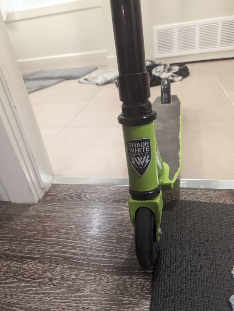 Shaun White Recruit scooter