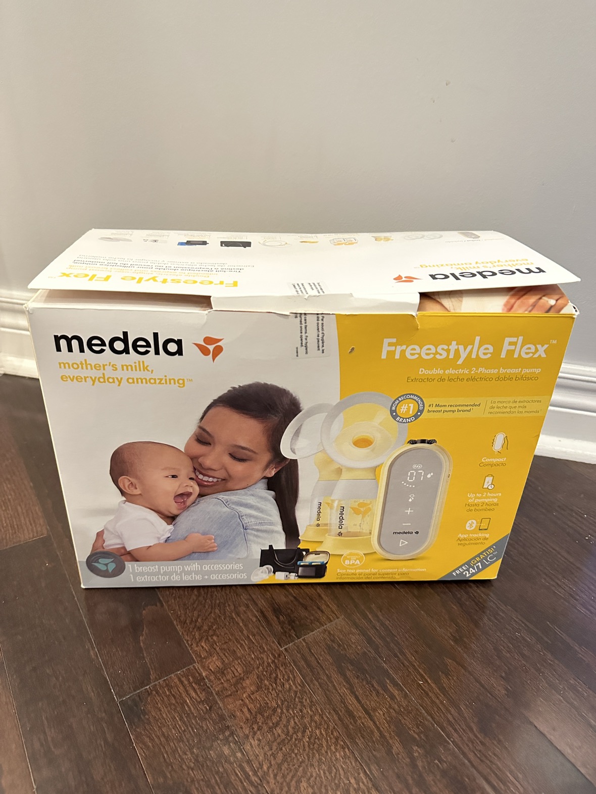 Medela Flex Freestyle Pump and Handsfree Bra - photo 2