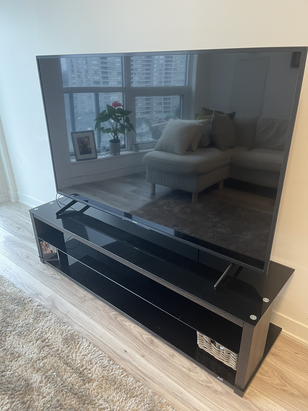 Sony X80K 65" 4K UHD HDR LED Smart Google TV image indicator(2)