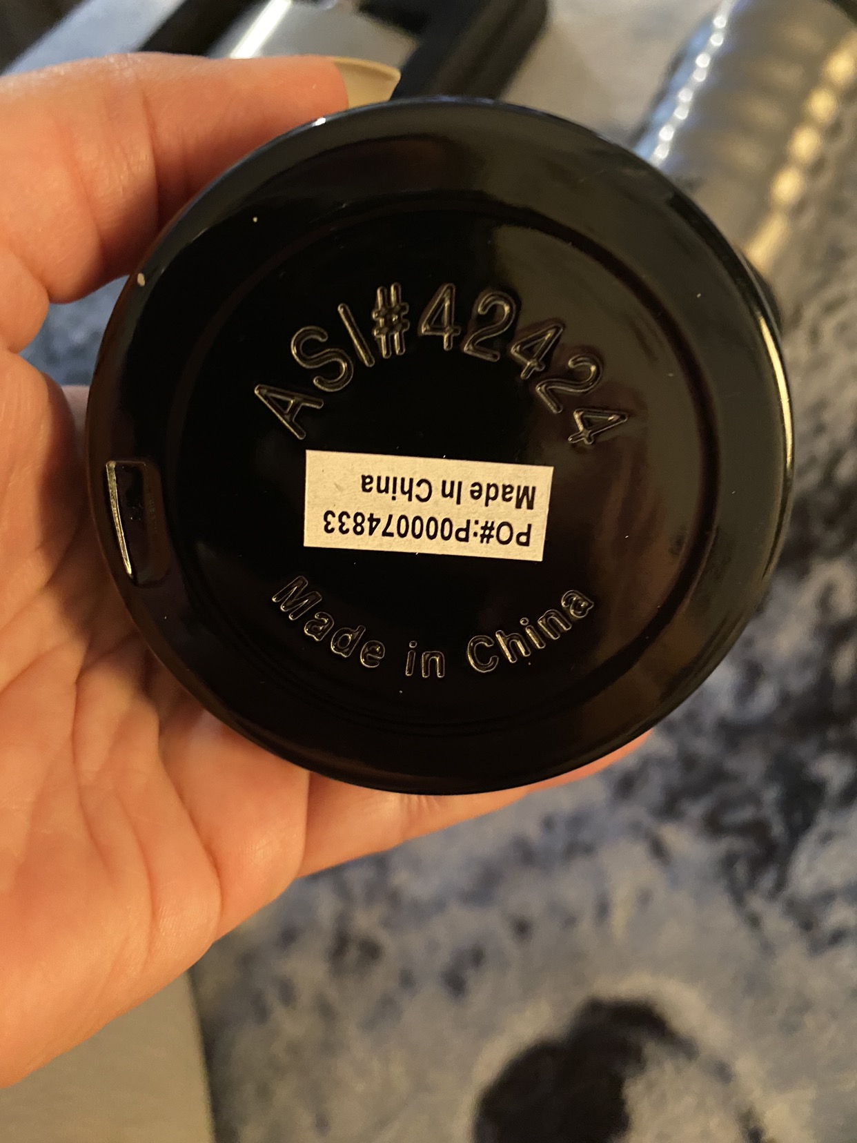 Set of stainless steel alcoholic drinks and bottles. - photo 4