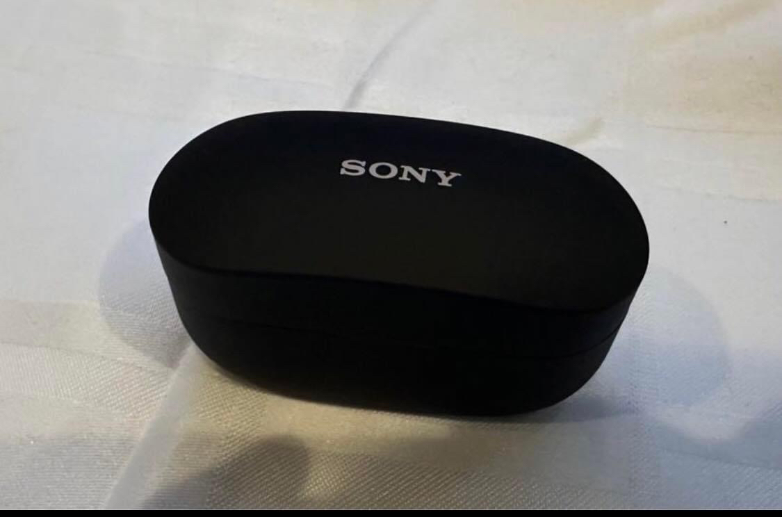 Sony WF-1000XM4 truly wireless earbuds!!-like new!