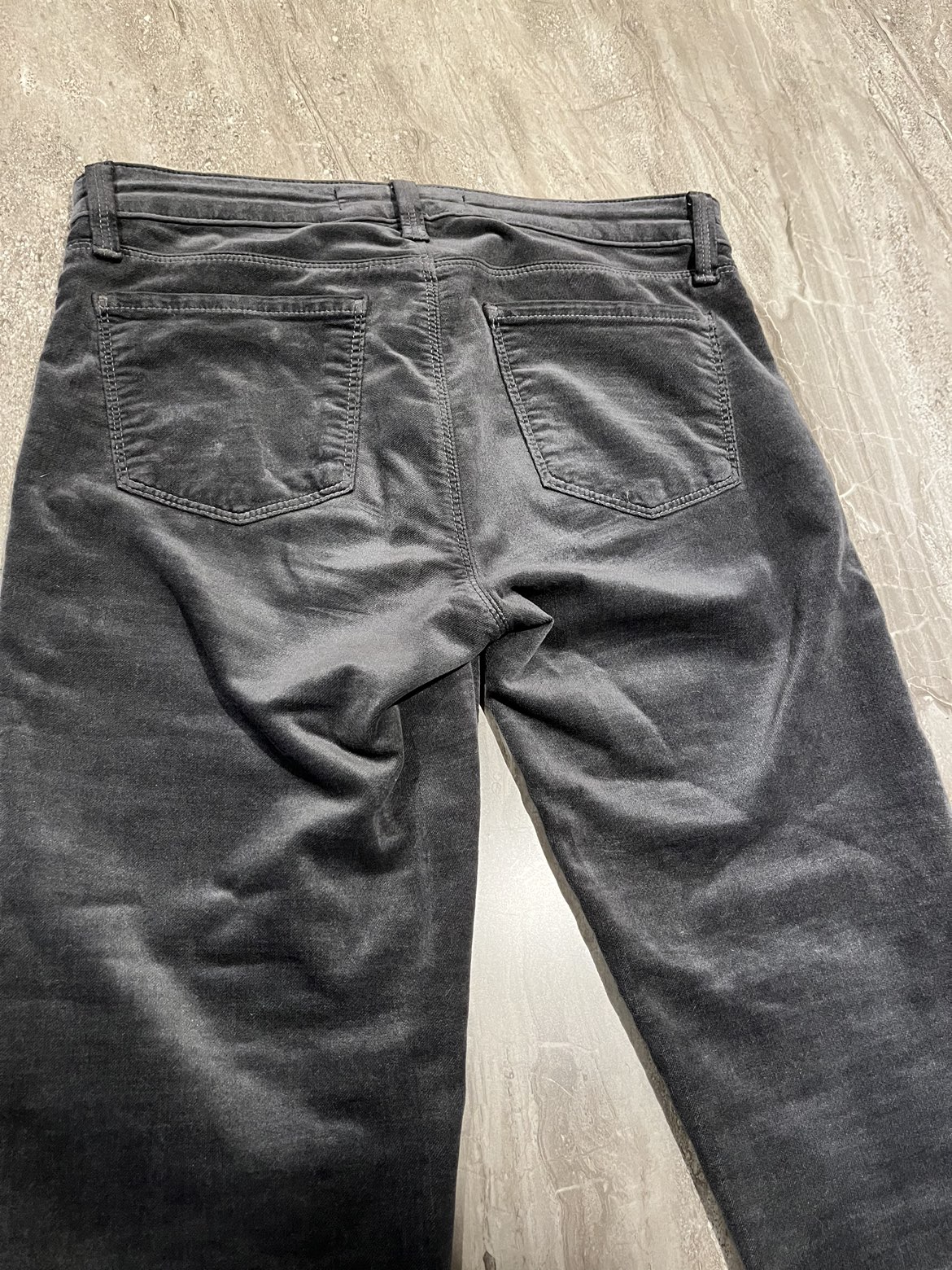 J Brand size 27 skinny mercury velvet Jean image indicator(6)