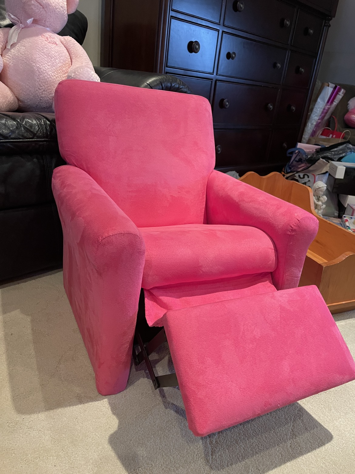 Recliner/ chair in soft fabric for girl image indicator(2)