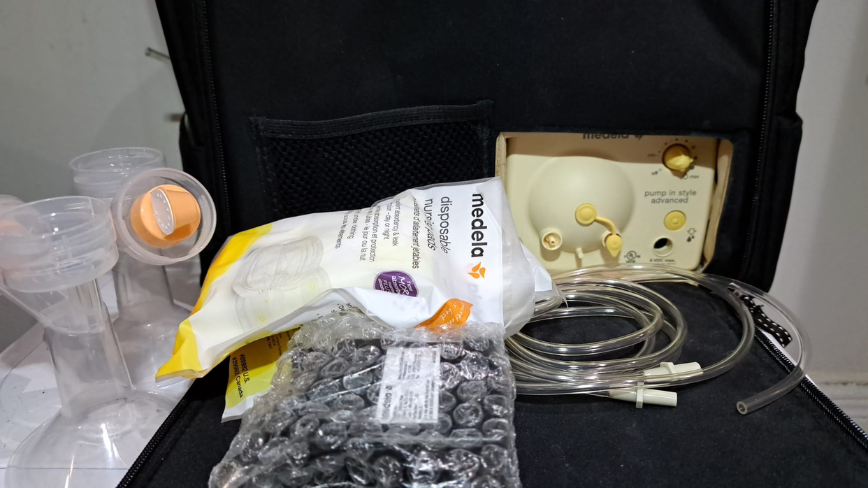 Breast milk pump medela