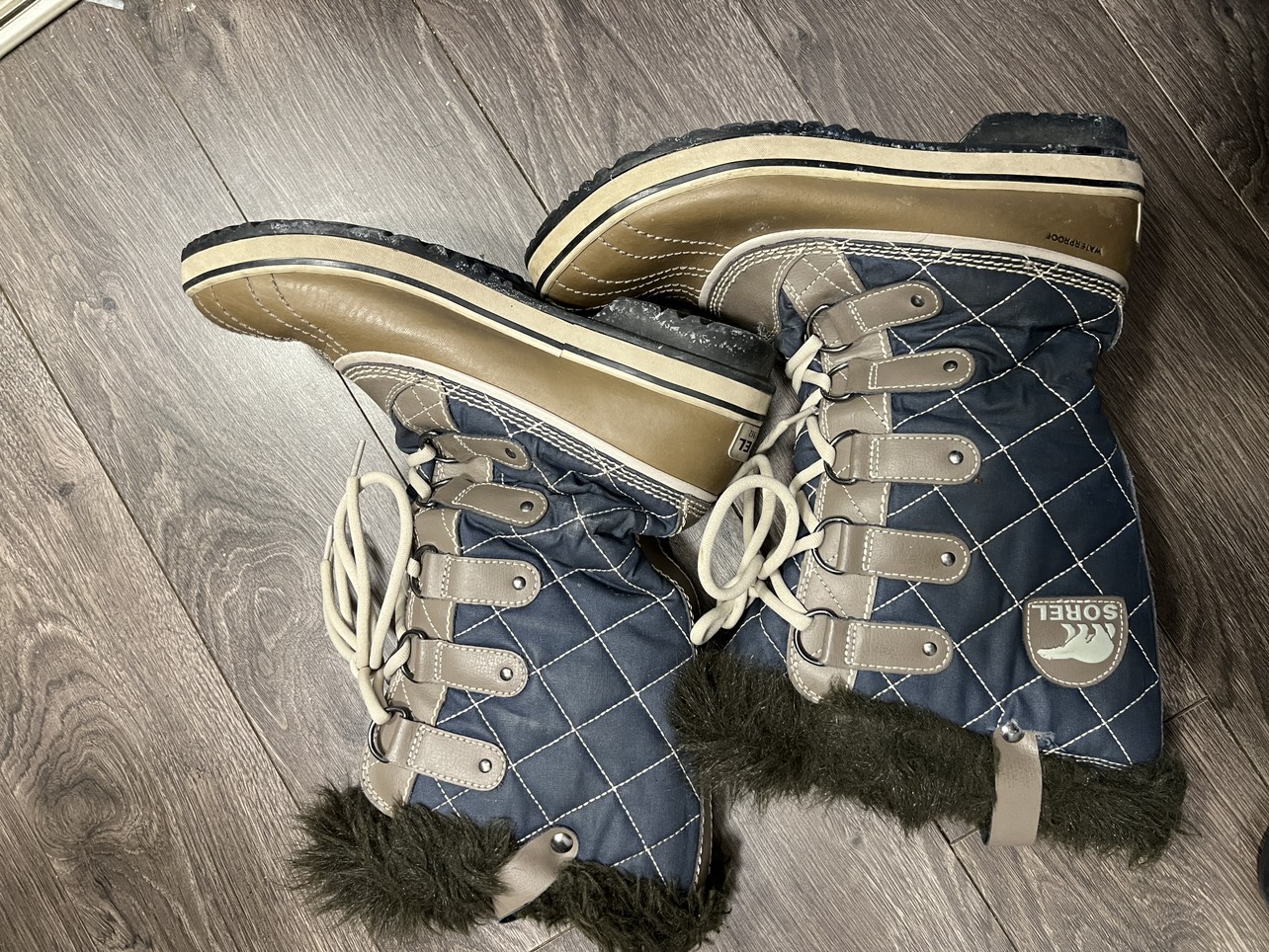 Women winter boot #SellingSpree