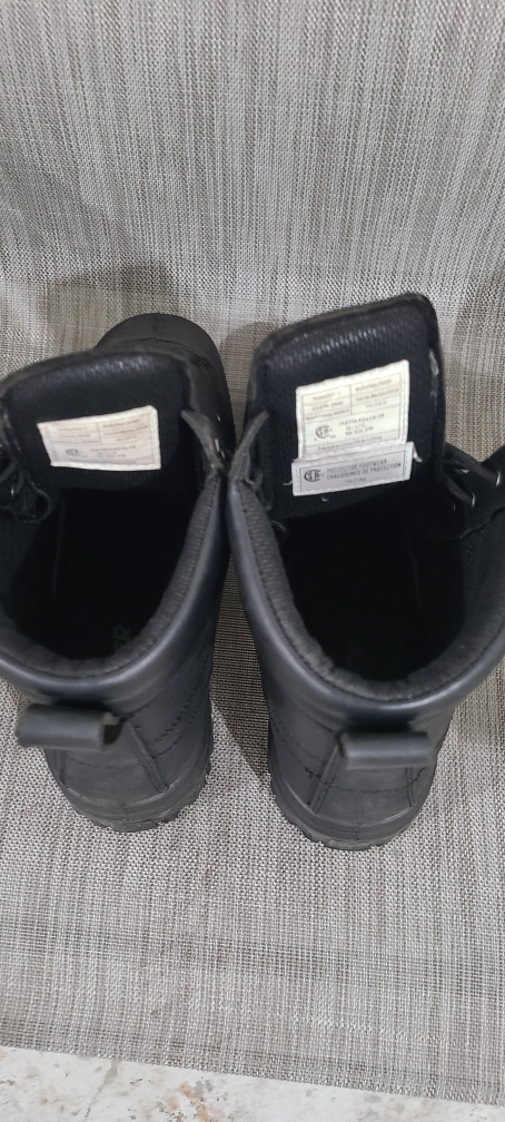 Safety Shoes Size 11 With Box image indicator(2)