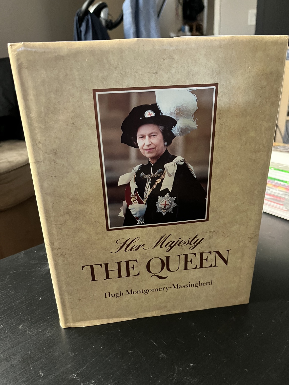 Her Majesty The Queen 1985 Hardcover Book thumbnail