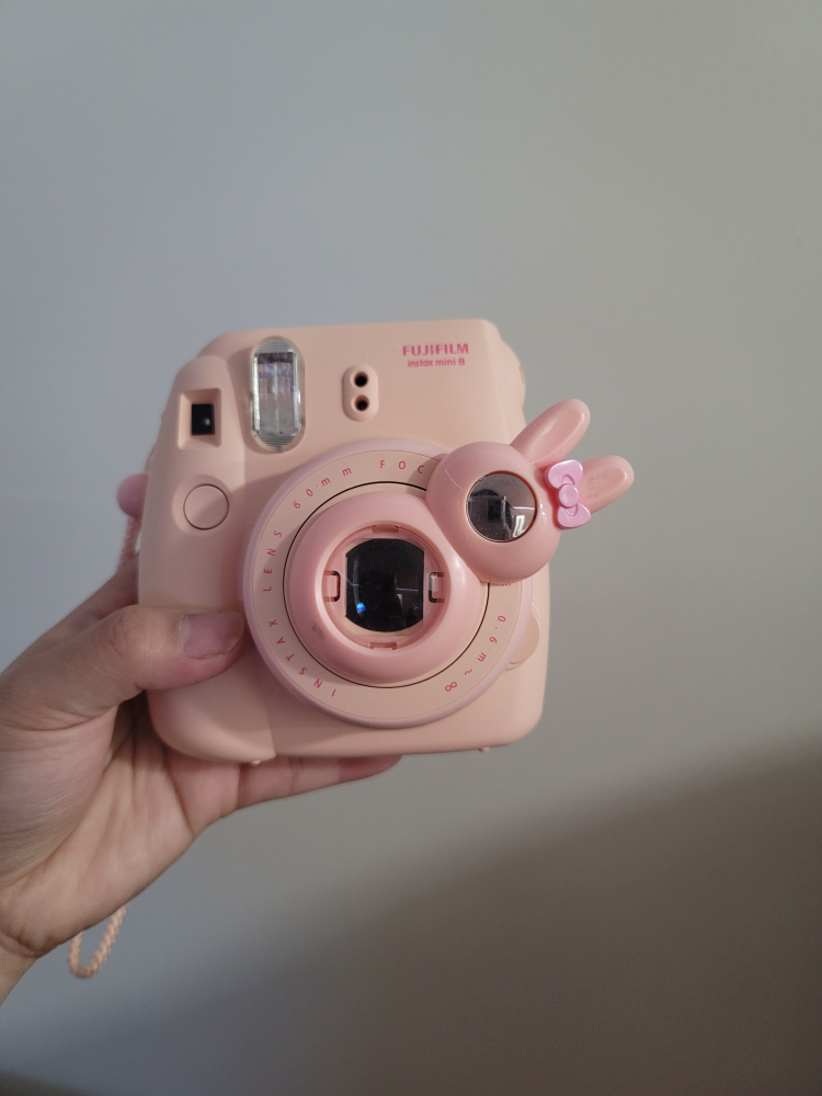Fujifilm Polaroid Camera thumbnail