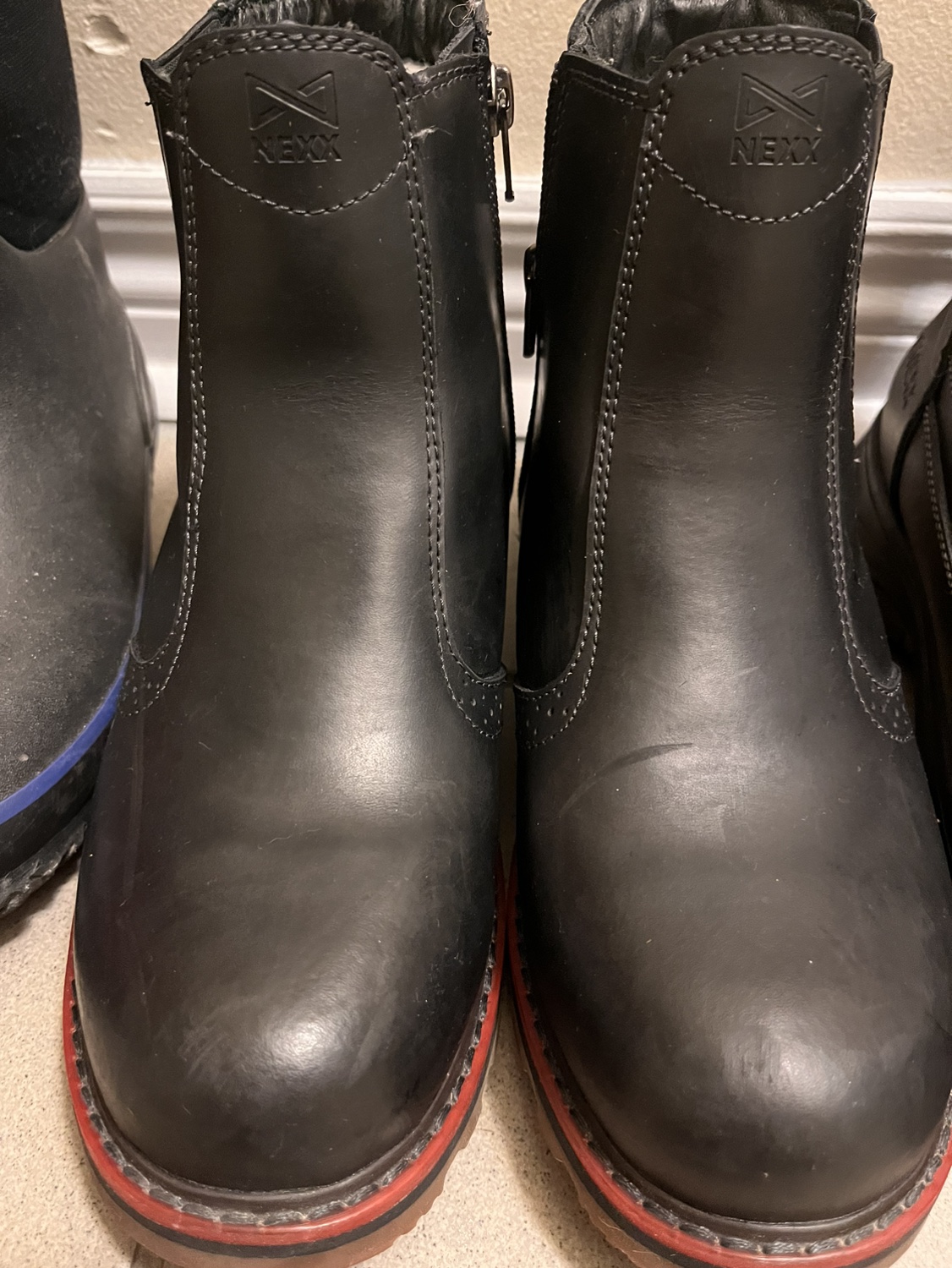 Anti-slip winter boots image indicator(9)