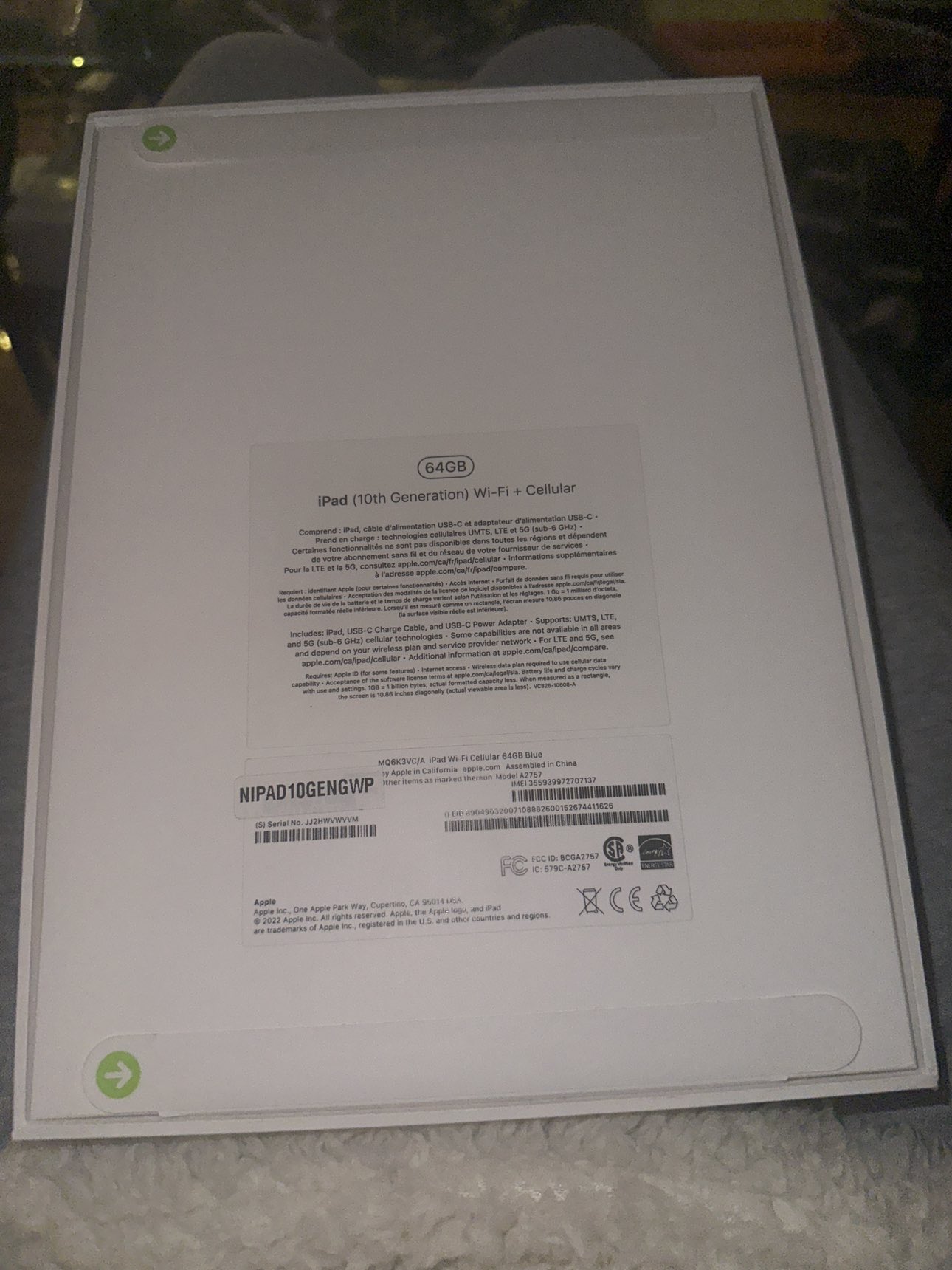BRAND NEW!! UNOPENED!! iPad 10th generation 64GB - photo 2