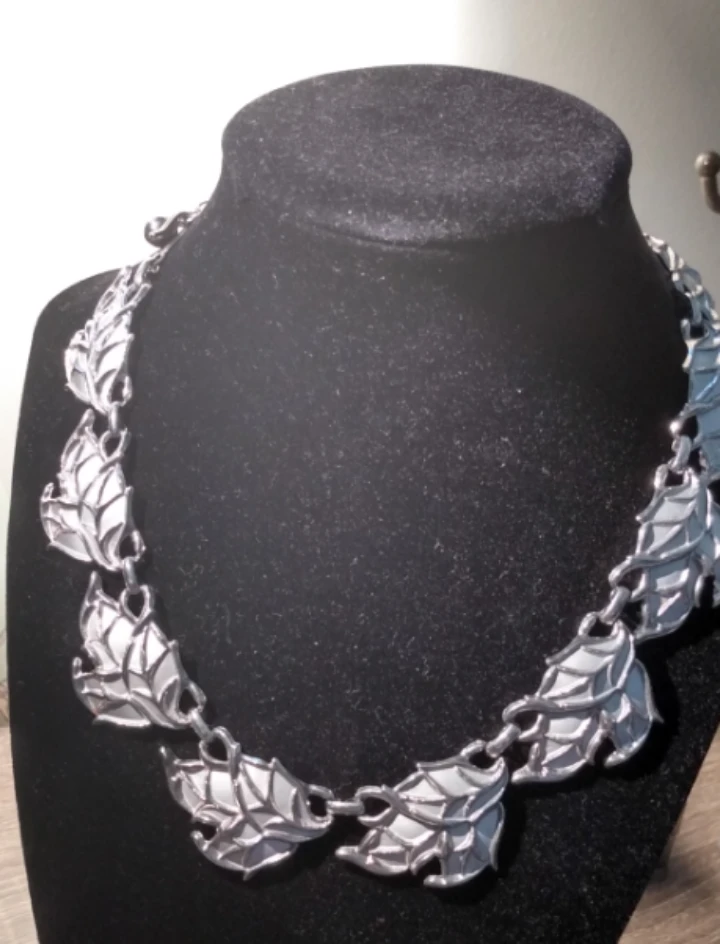 Necklace. Astonishing looking. Silver plated Stainless steel. - photo 2