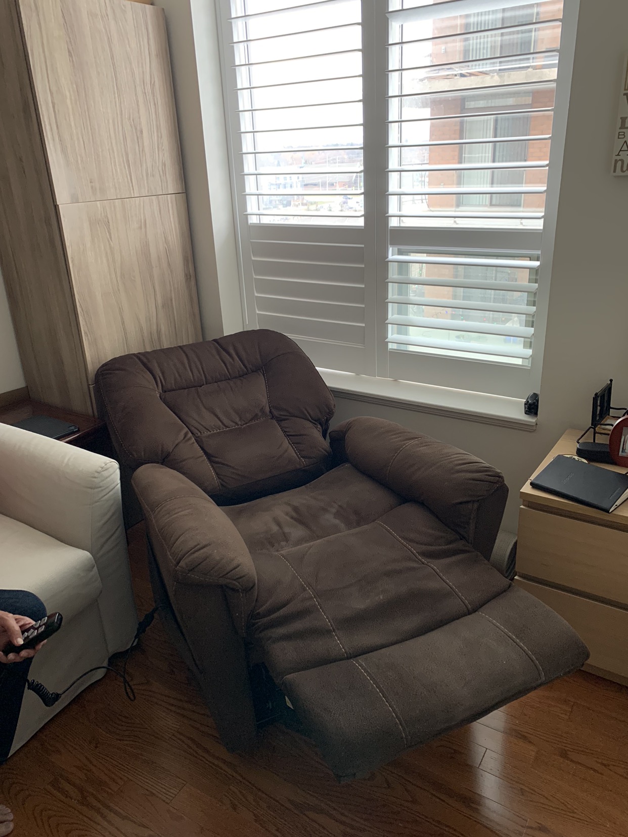 Powered Recliner / Lift Chair - photo 4
