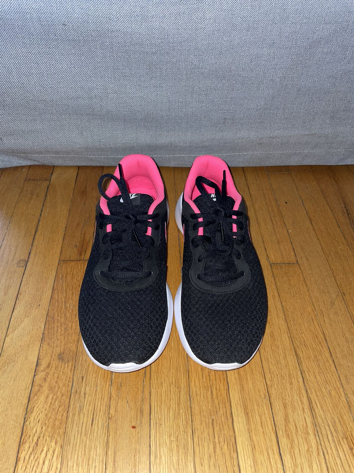 Nike runners, size 8 brand new! - photo 3