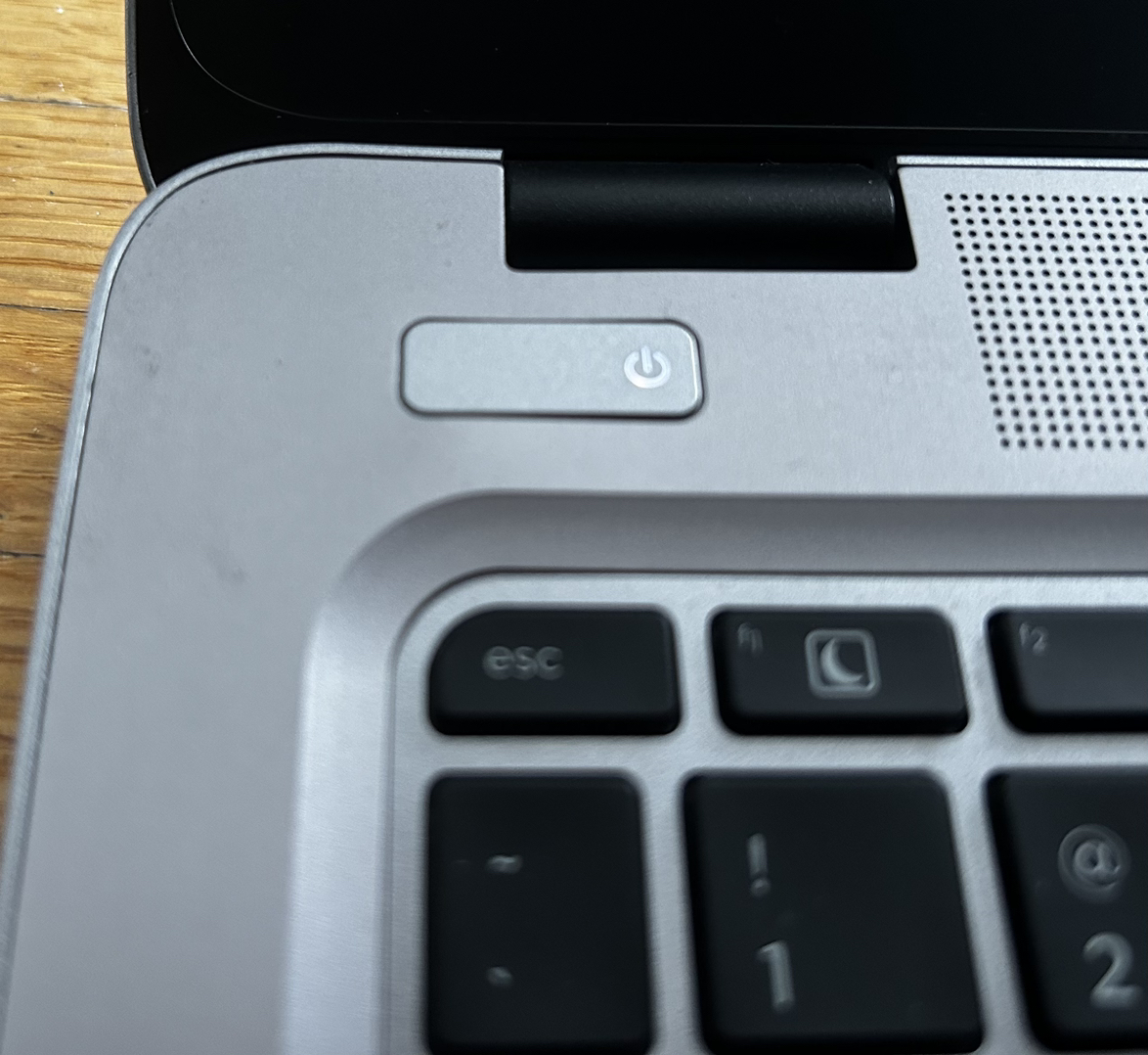 HP 840-G4 business laptop i5 7th Gen 8GB/256GB - photo 3