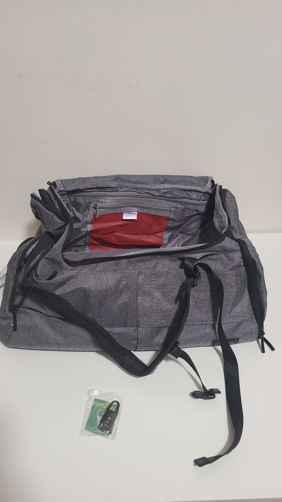 Sports Duffel Bag w/ Anti-Theft Lock image indicator(2)