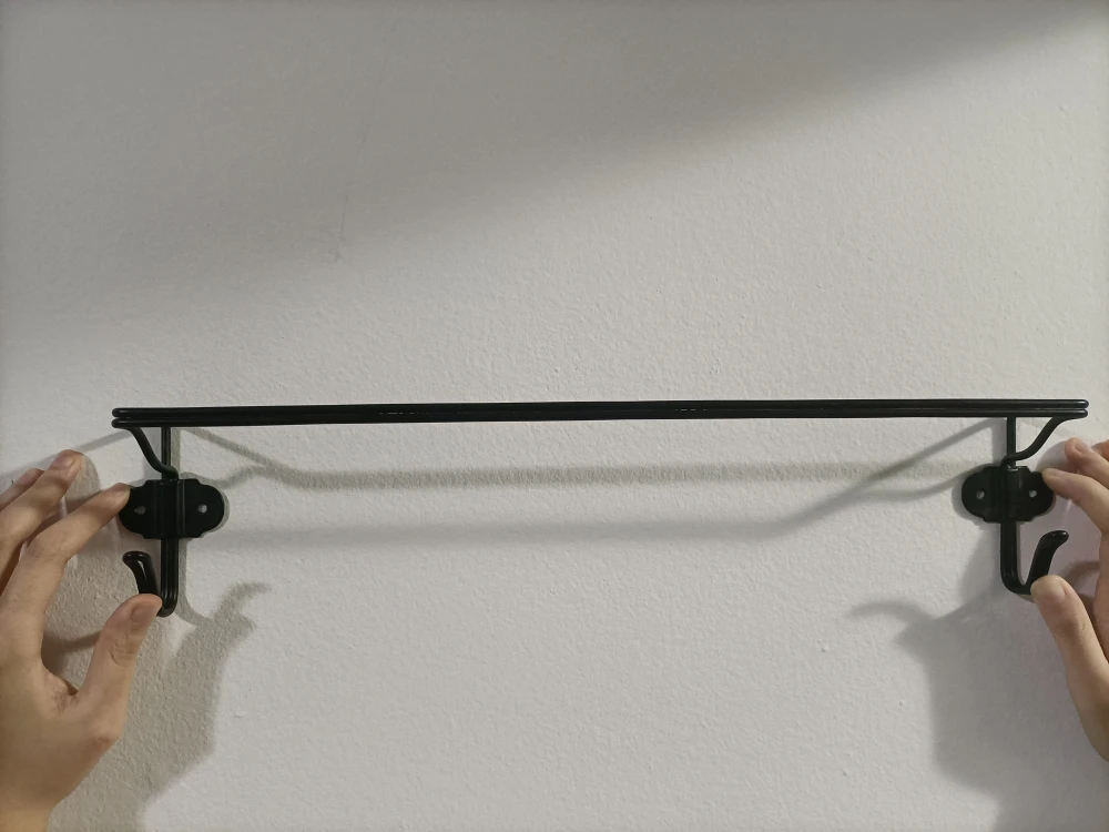 *Will Give It Away If Nobody Takes* Towel Hanger #freecycle - photo 3