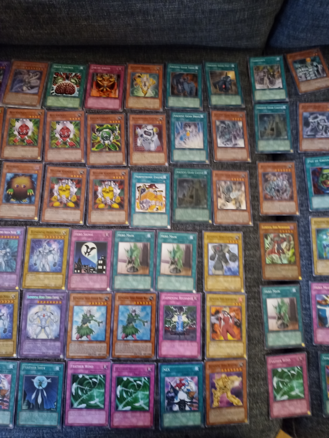 Super Rare Yu-Gi-Oh collection 1 image indicator(3)
