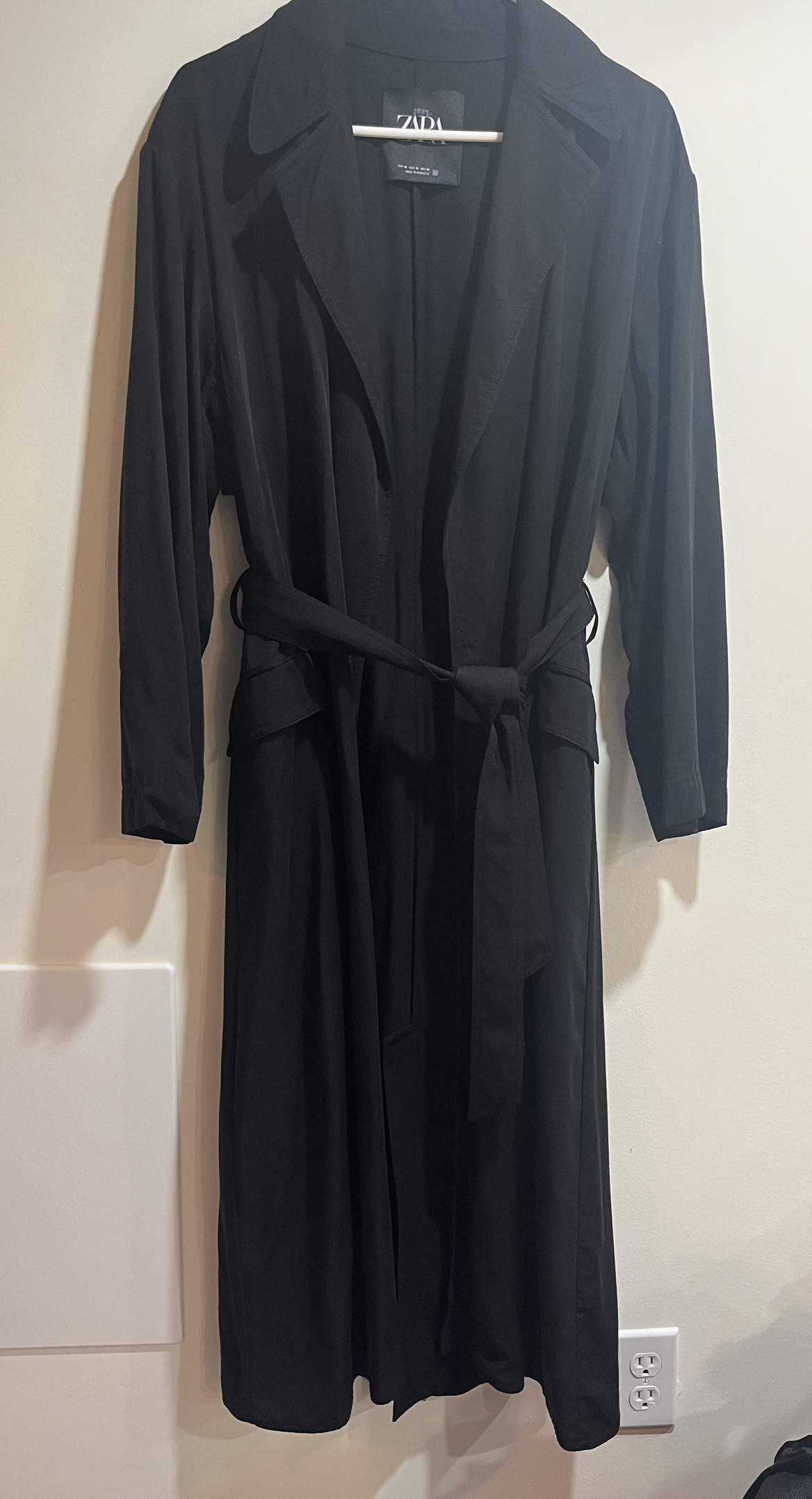 Zara lightweight trench coat, black sz S - photo 5