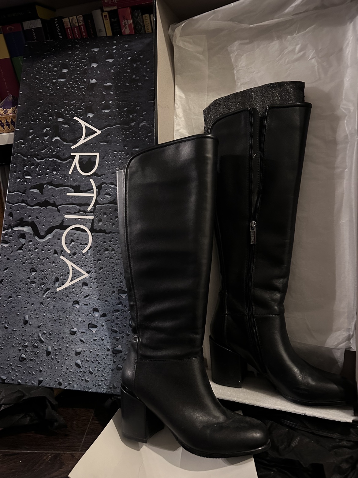 Black Knee-High Boots Size 5.5 Only Worn Once! thumbnail