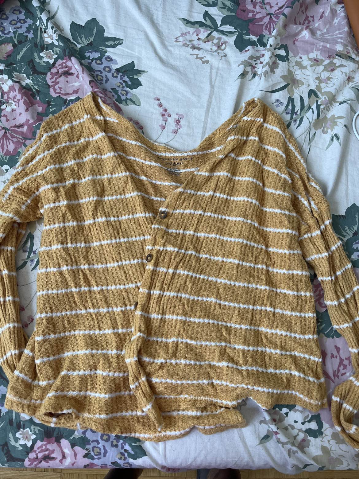 Women clothing #freecycle thumbnail