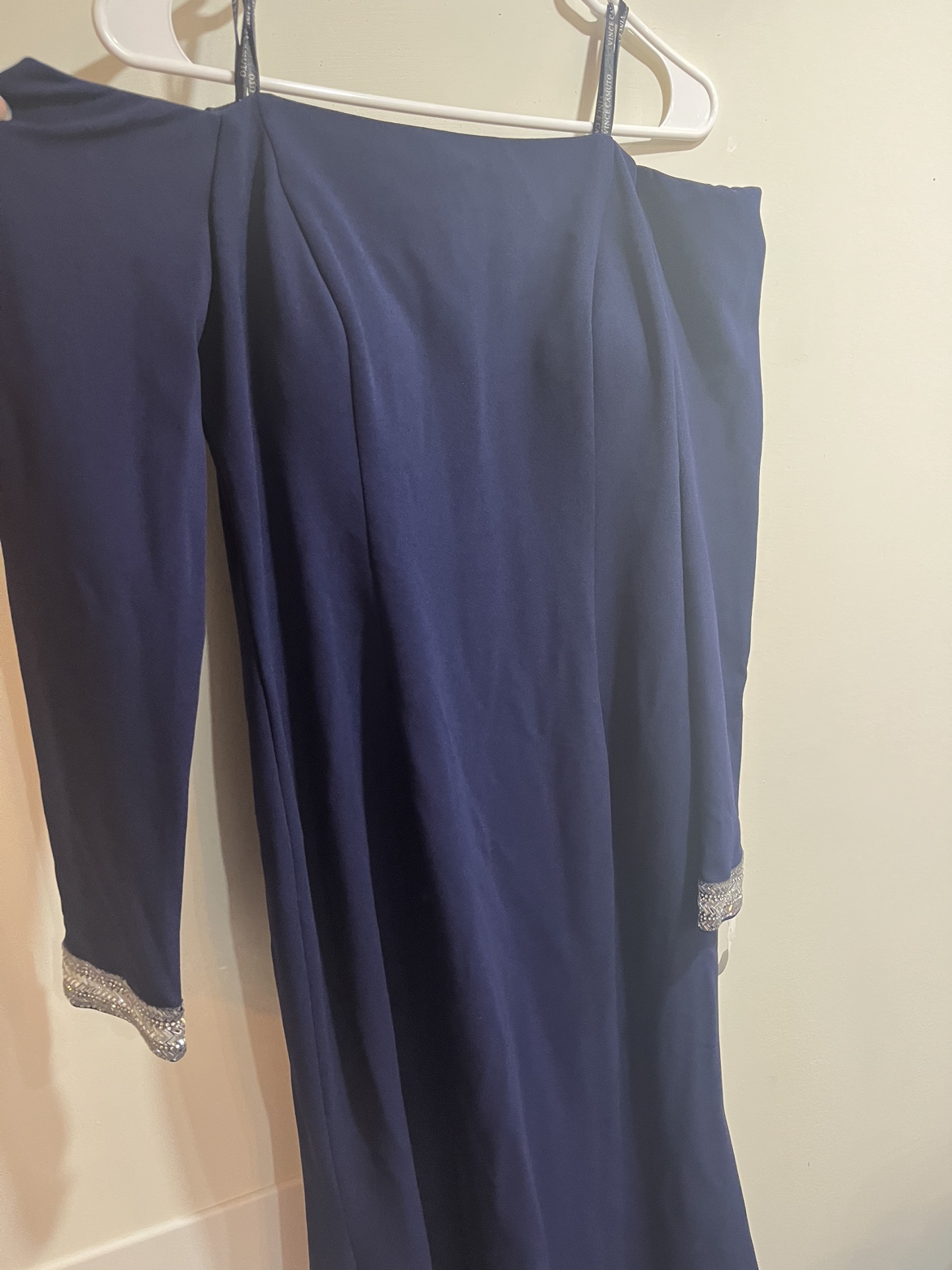 Vince Camuto Off-the-Shoulder Embellished Gown/dress sz 10 image indicator(4)