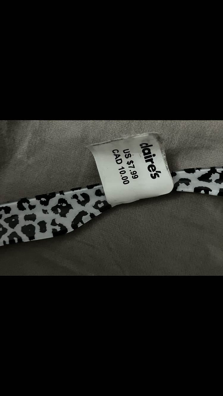 Small Claire’s Fashion Glasses 👓 image indicator(2)