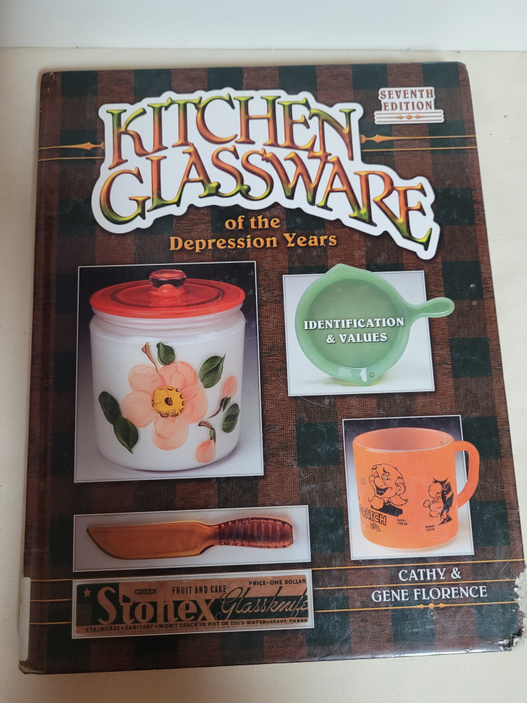 Vintage glass identification books. Awesome pictures.  $15 each - photo 4