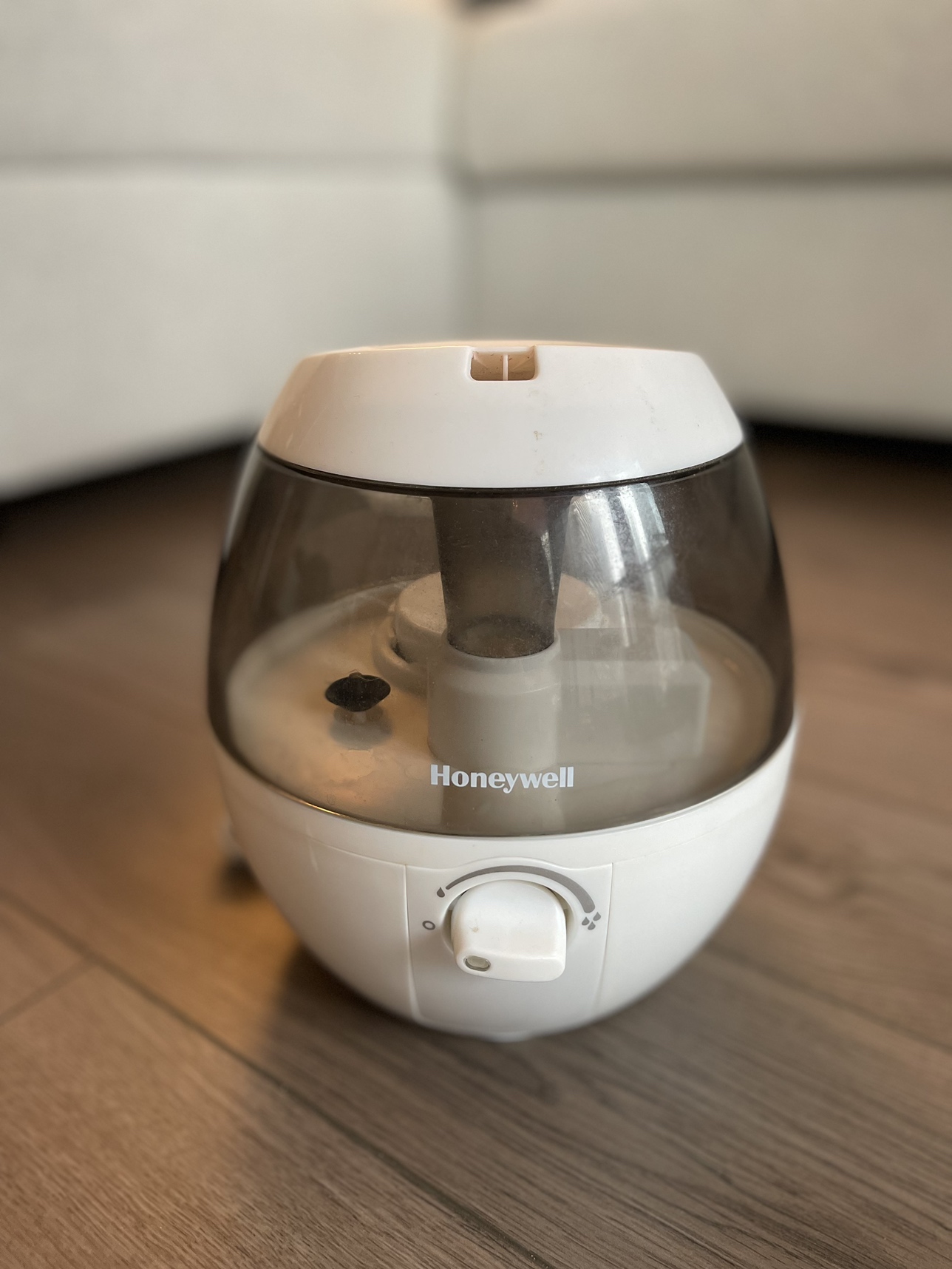 Honeywell Cool Mist Humidifier thumbnail
