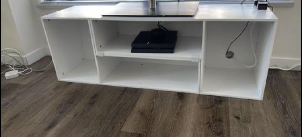 TV STAND - photo 2