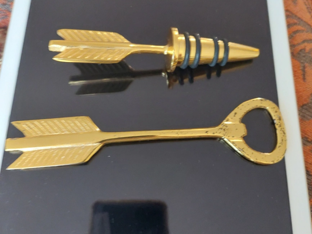 Arrow bottle opener + arrow bottle stopper image indicator(5)