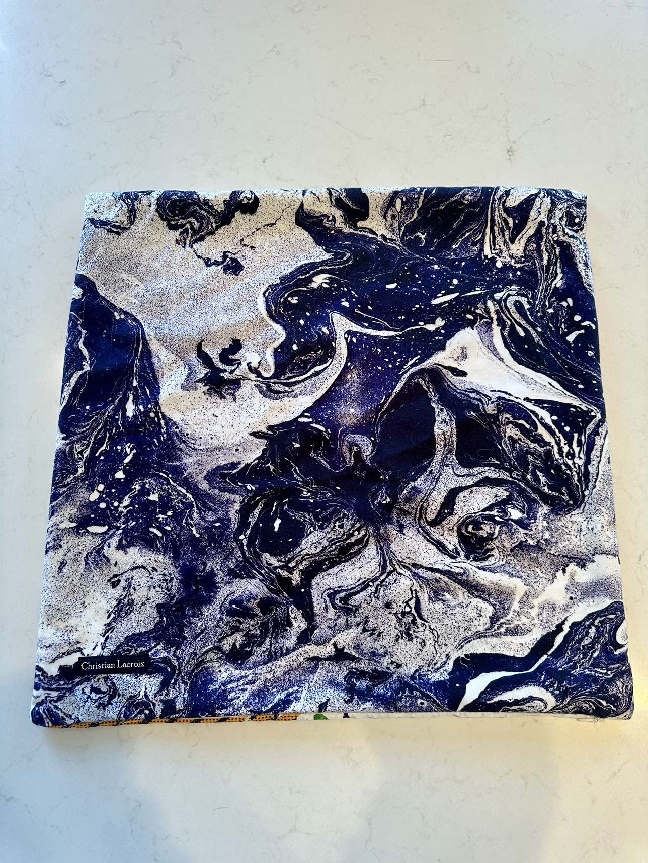 Throw pillow cover: Christian Lacroix - photo 3