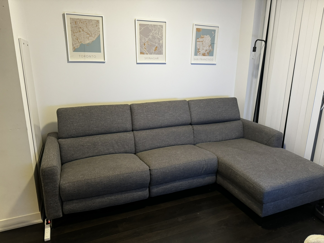 Sectional couch with recliner and adjustable headrests - photo 2