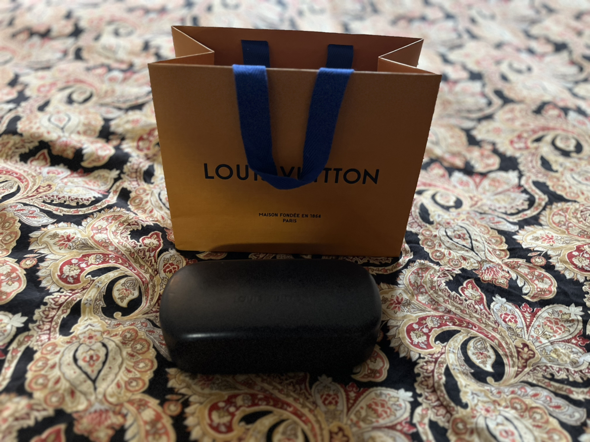 LOUIS VUITTON SUNGLASSES PACKAGING - photo 2
