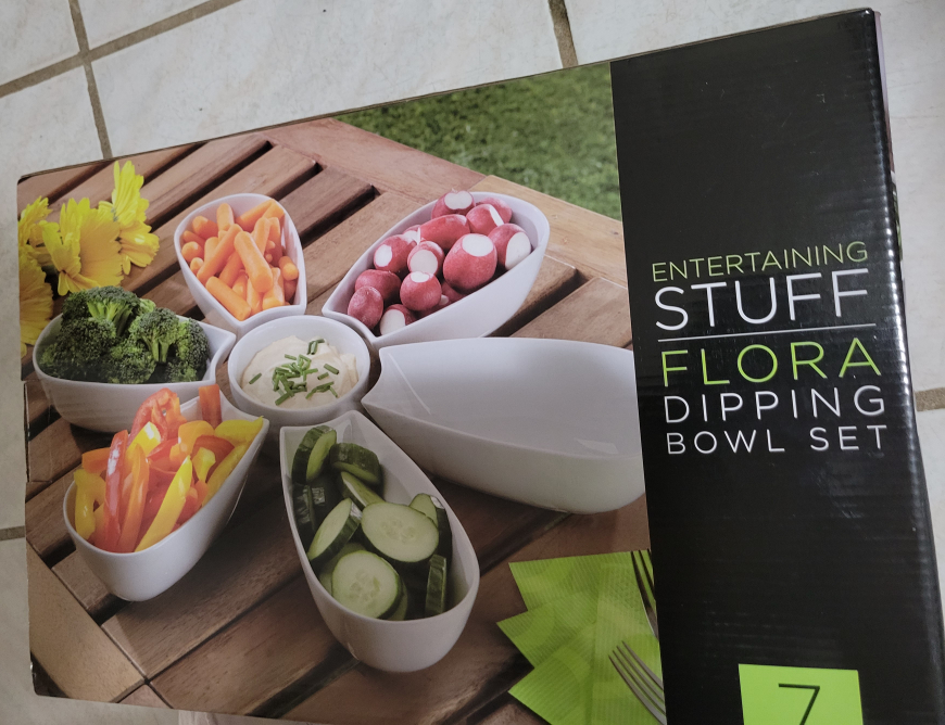 Retails for $30 KITCHEN STUFF PLUS BRAND NEW DIPPING BOWL SET thumbnail